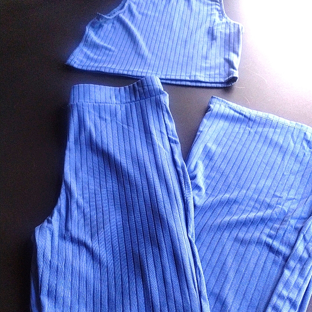 NEW* Sleeveless Yoga Pants Set,Blue, Textured Fabric Lightweight, Versatile Wear